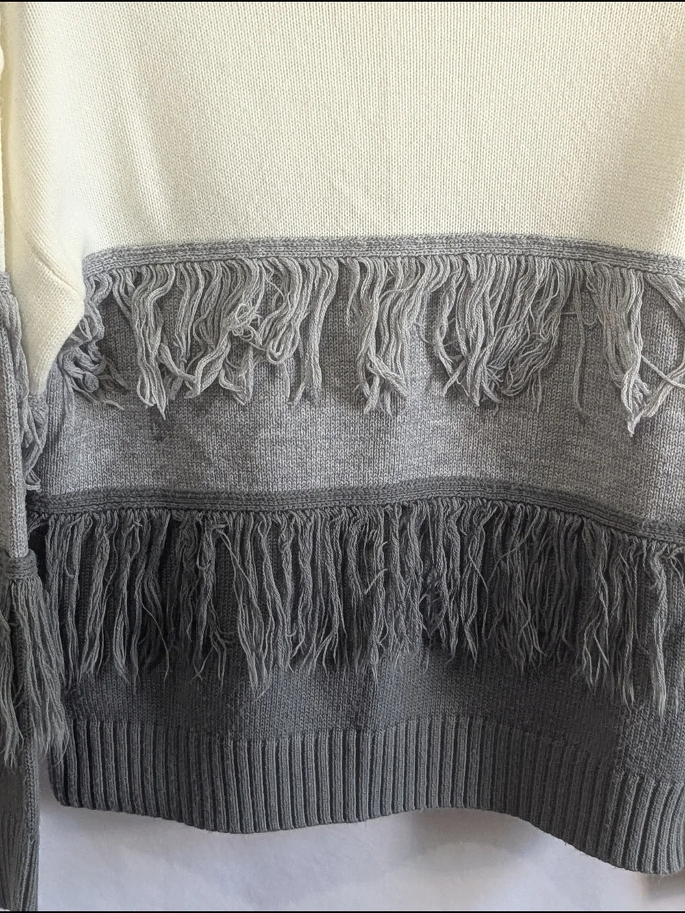 Pink Lily Fringe Colorblock Knit Sweater Ivory Gray Long Sleeve Boho Size S